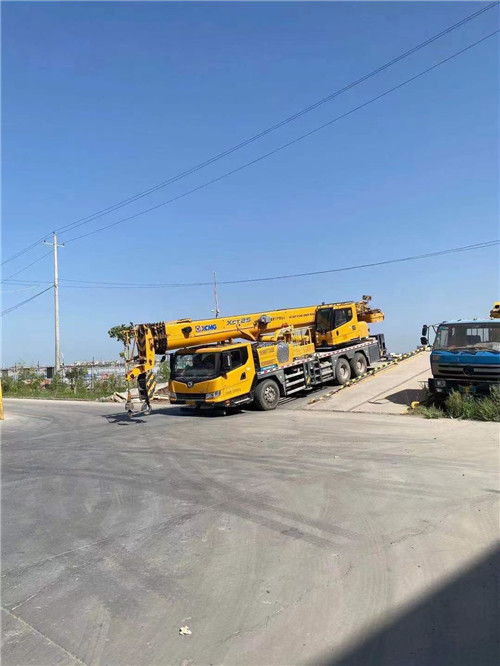 安次区吊车作业时，可能会产生哪些额外收费项目？